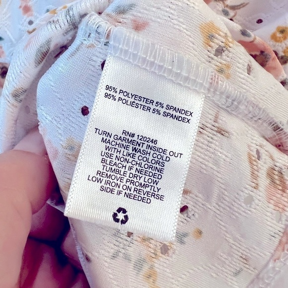 Wallflower Top On or Off Shoulder Eyelet Size L - Picture 5 of 7